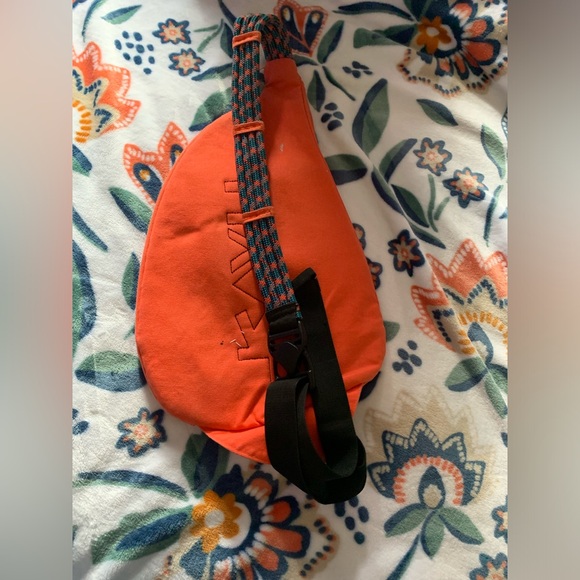 KAVU Original Rope Sack Sling Crossbody Backpack